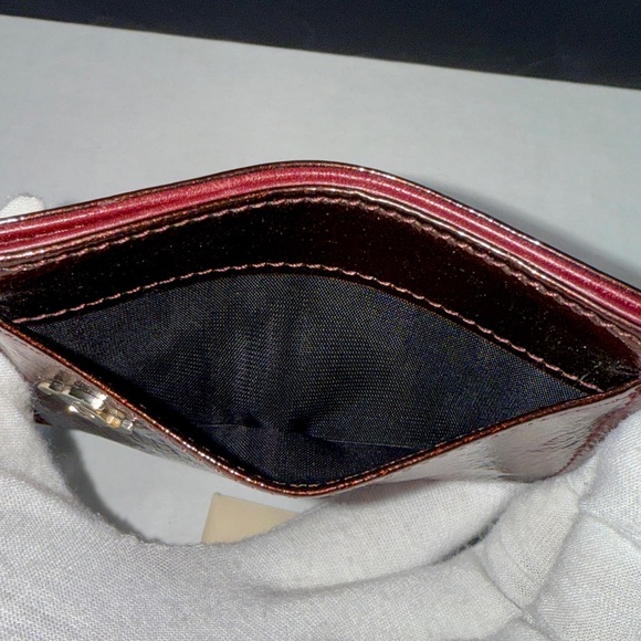 CHANEL Metallic Red Card holder - Picture 8 of 13